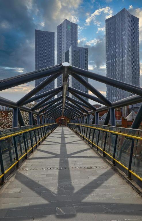Adelphi Wharf Luxury Apartments Manchester Dış mekan fotoğraf