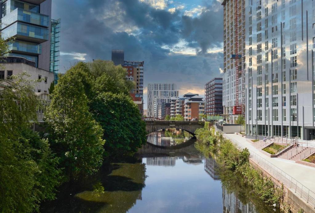 Adelphi Wharf Luxury Apartments Manchester Dış mekan fotoğraf
